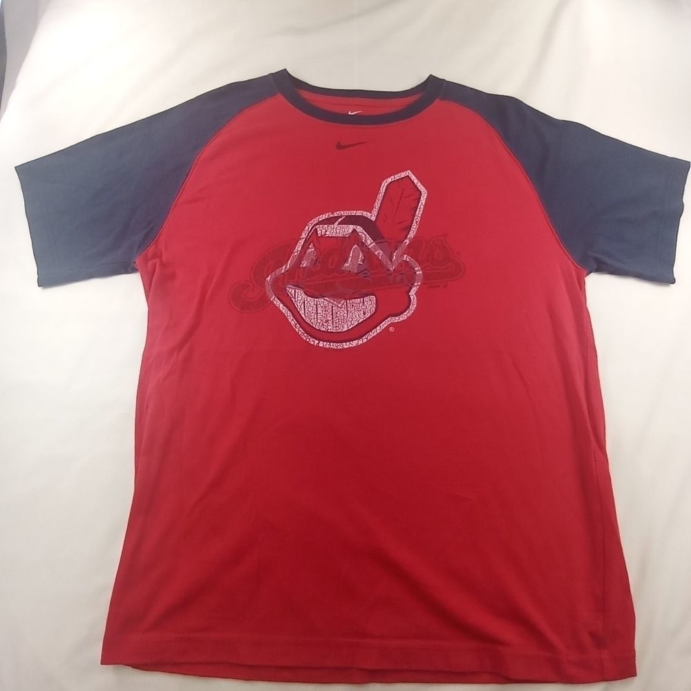 Nike Cleveland Indians baseball tee shirt youth large 16/18 Chief Wahoo t-shirt